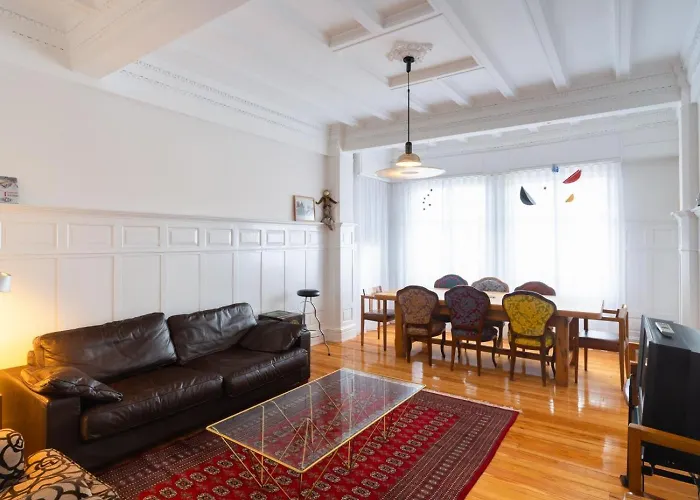 Housingleon Gaudi 레온